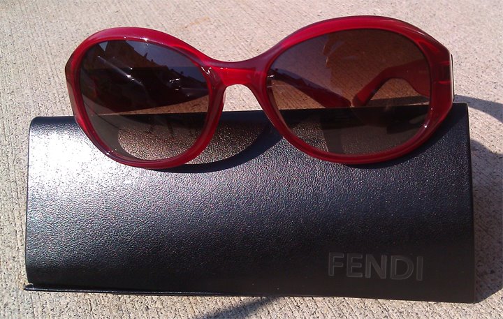 2 Pairs of Designer Sunglasses Flash Giveaway! (Ends 7/21) - Africa's Blog