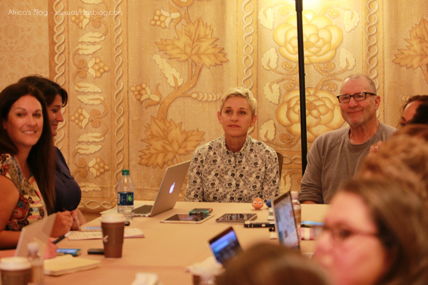 Ellen DeGeneres & Ed O'Neill's take on Finding Dory #FindingDoryEvent
