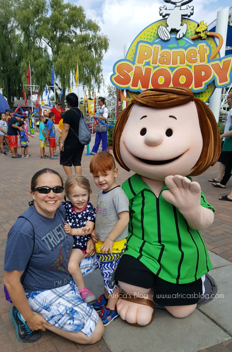 Valleyfair Beach Bash - Planet Snoopy with Peppermint Patty