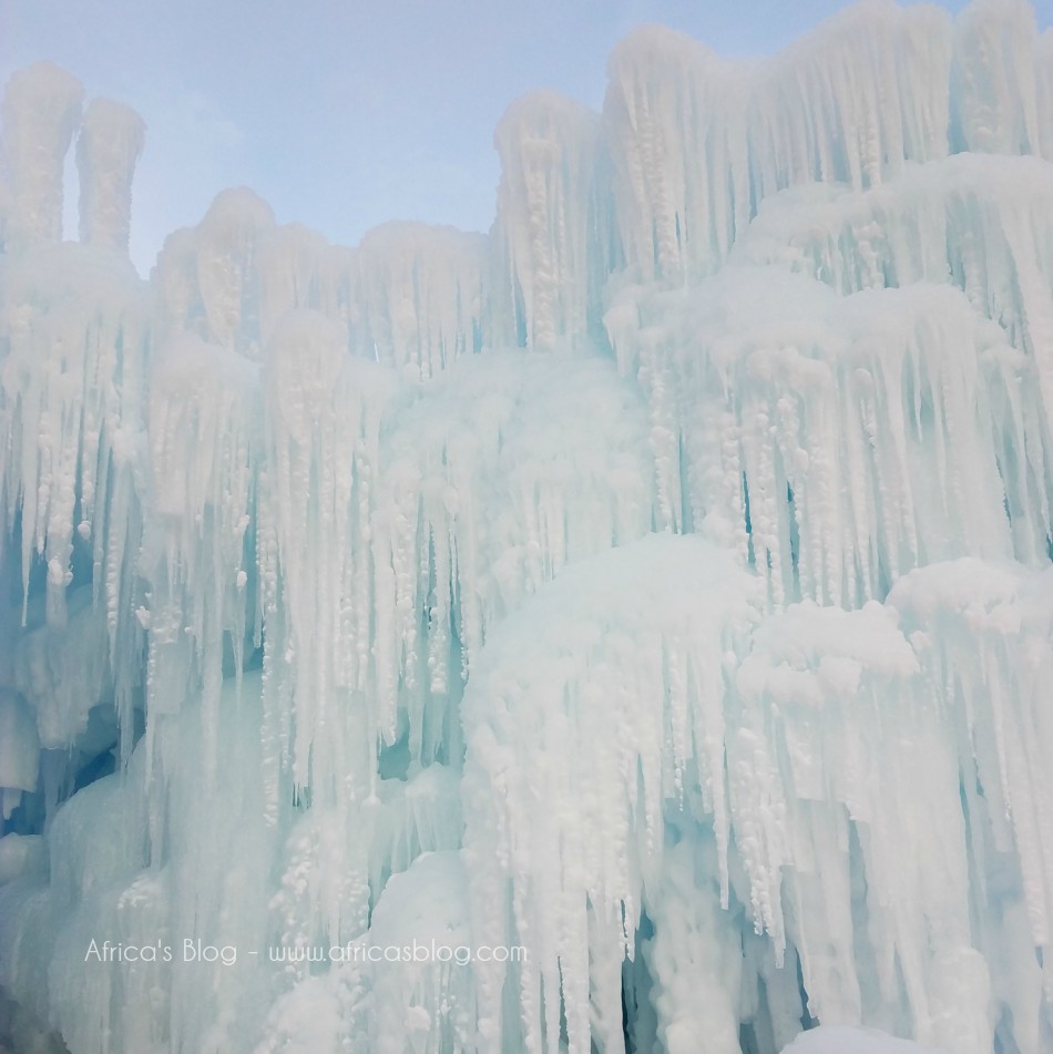 Making the most of Winter – Exploring the Ice Castles!!