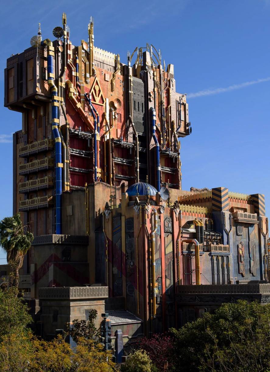 Guardians of the Galaxy – Mission BREAKOUT! ride at Disneyland!!