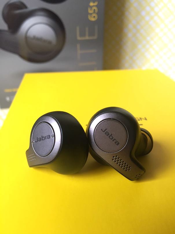 Jabra Elite Wireless Earbuds Giveaway - $220 Value! (ends 3/16)