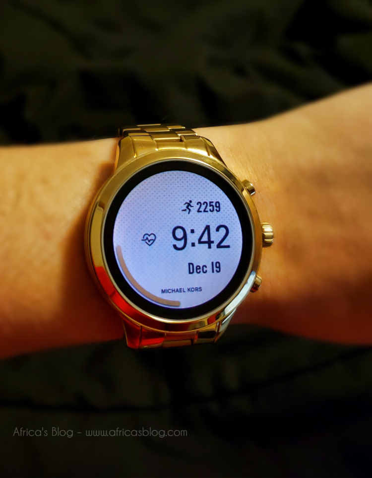 Pretentieloos Groot Welke Get your Michael Kors Access Runway Smartwatch at Best Buy!