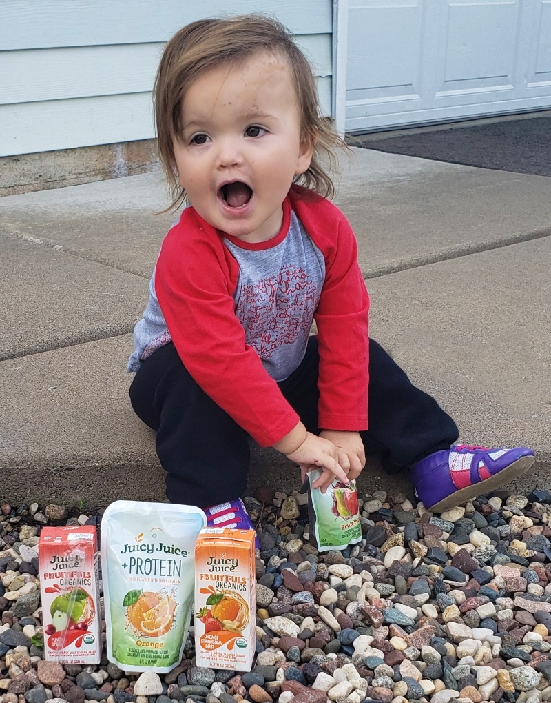 New Juicy Juice line brings better for you options to your kids lunchbox! #JuicyJuiceCrew